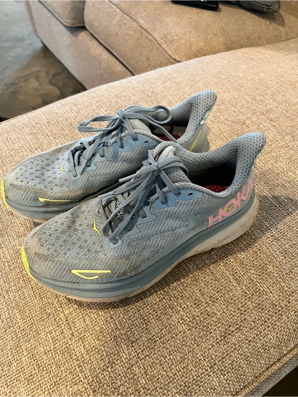 Hoka Clifton 9 Blue Athletic Shoes 9B Blue